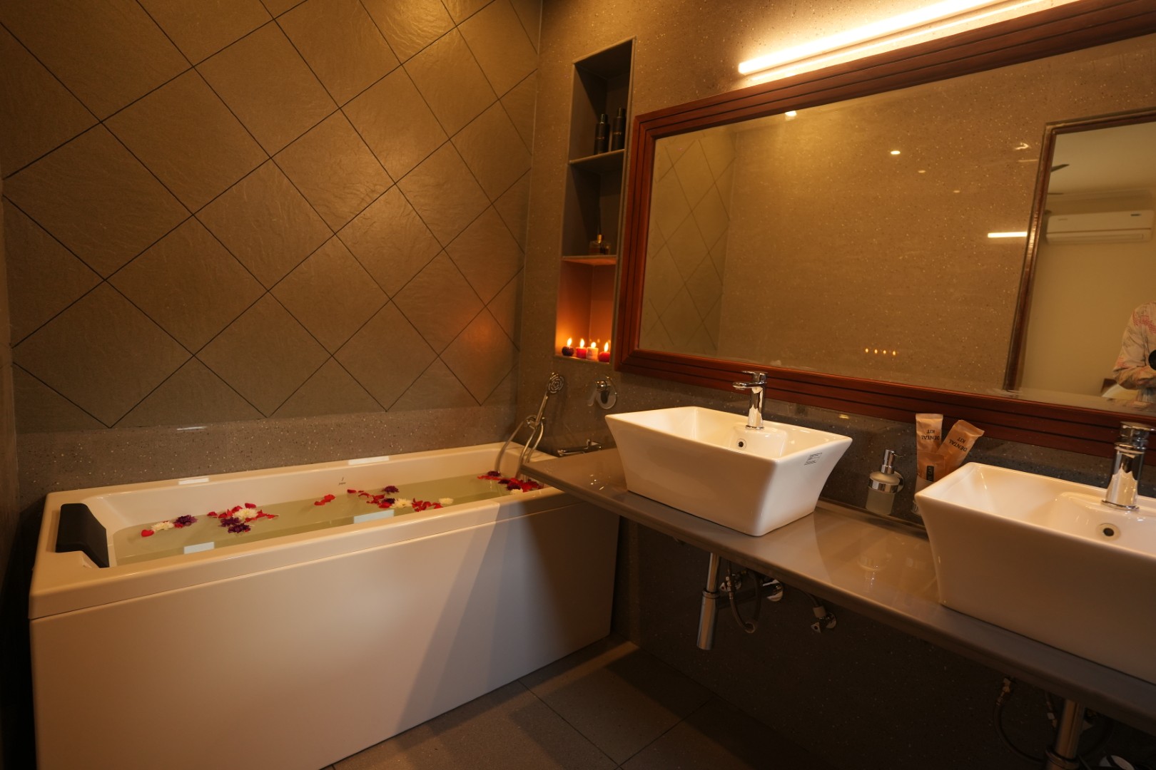 MogVilla gallery image 8