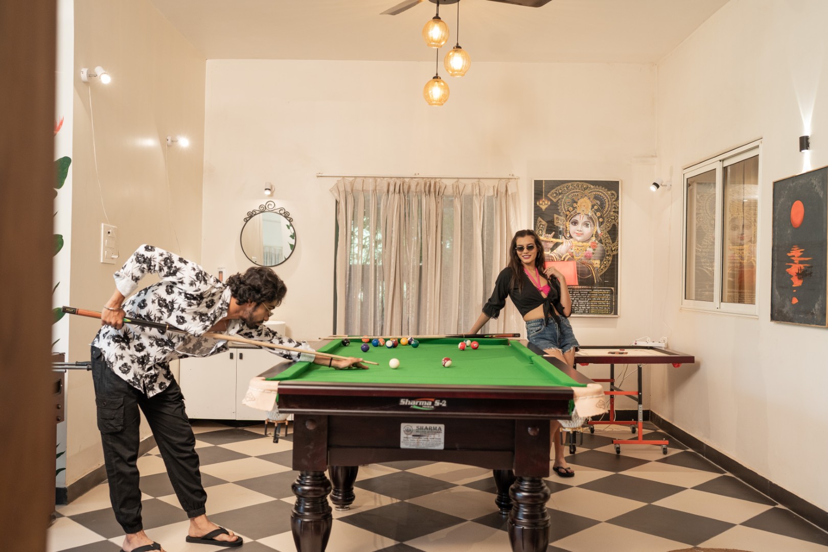 Villa15 social space image 1