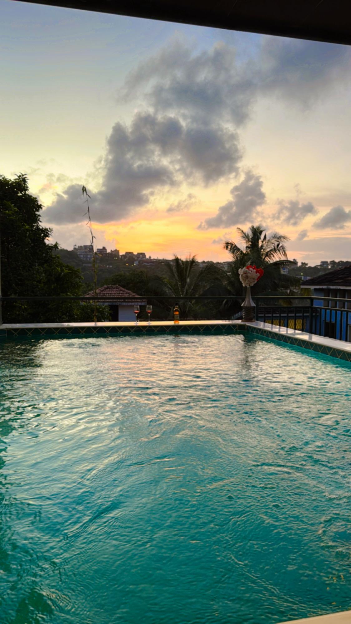 Swimming Pool image 5